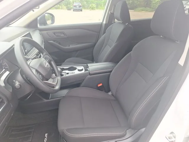 Used 2025 White Nissan S image 10