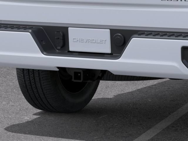 New 2026 Summit White Chevrolet Custom image 15