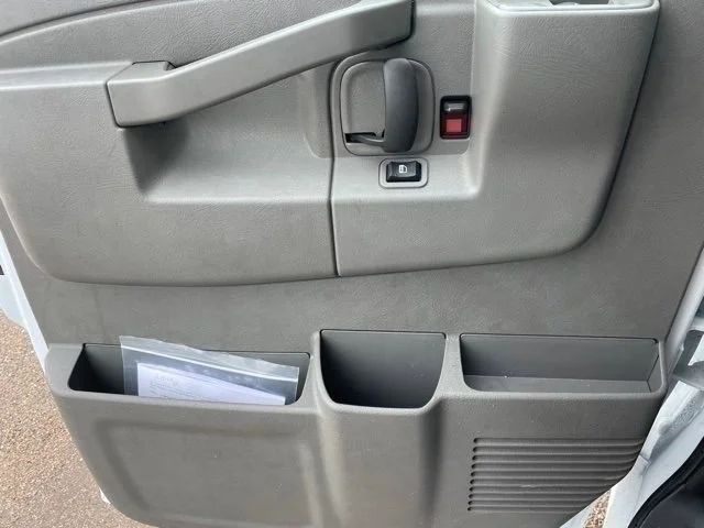 New 2023 Summit White Chevrolet Work Van image 12