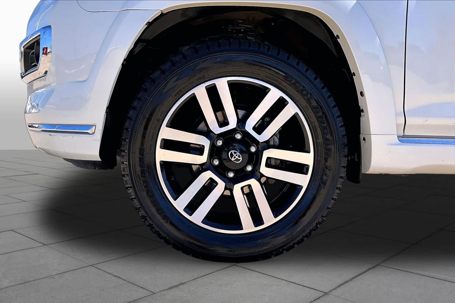 Used 2023 Blizzard Pearl Toyota Limited image 19