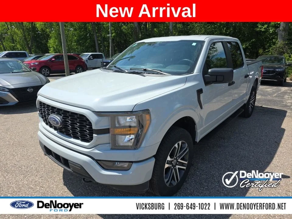 2023 Ford F-150 XL 4x4 SuperCrew 5-1/2 Box's photo