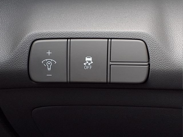 2025 Hyundai Elantra SEL - Photo 23
