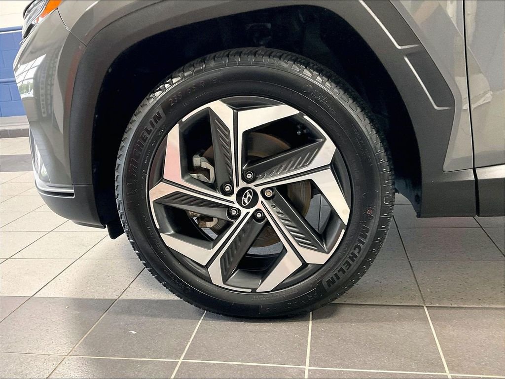 Certified Used 2024 Gray Hyundai SEL image 7