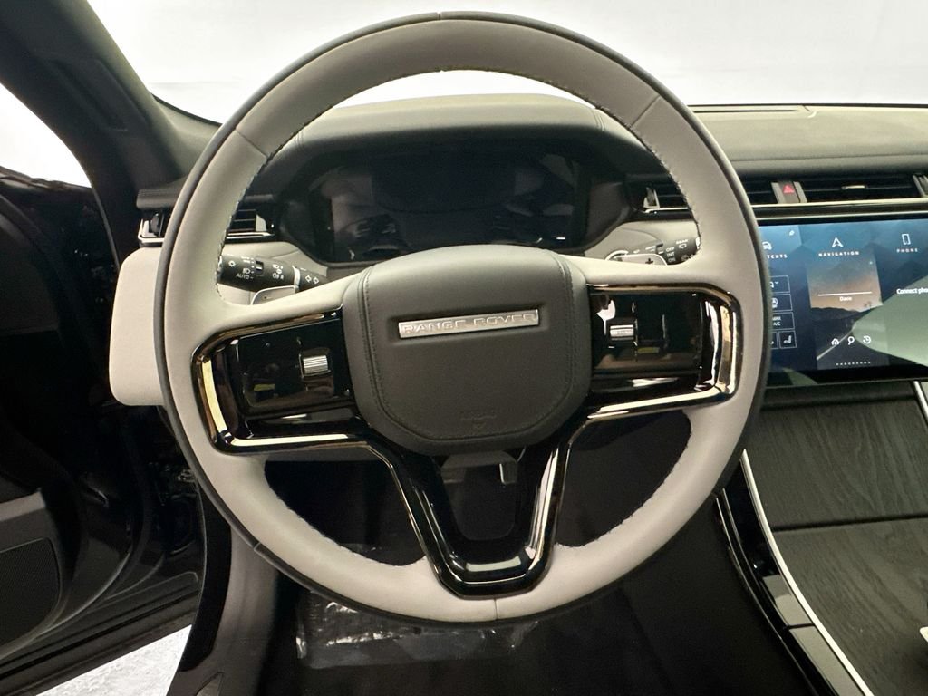 New 2026 Santorini Black Land Rover Belgravia Edition image 11