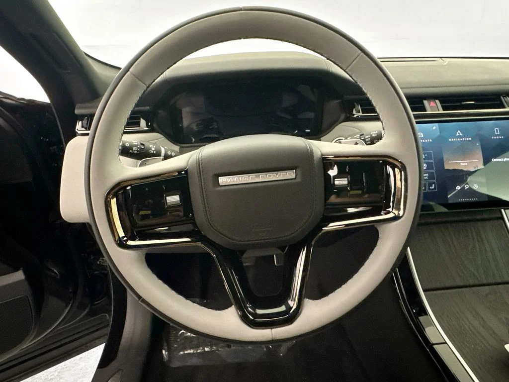 New 2026 Santorini Black Land Rover Belgravia Edition image 11