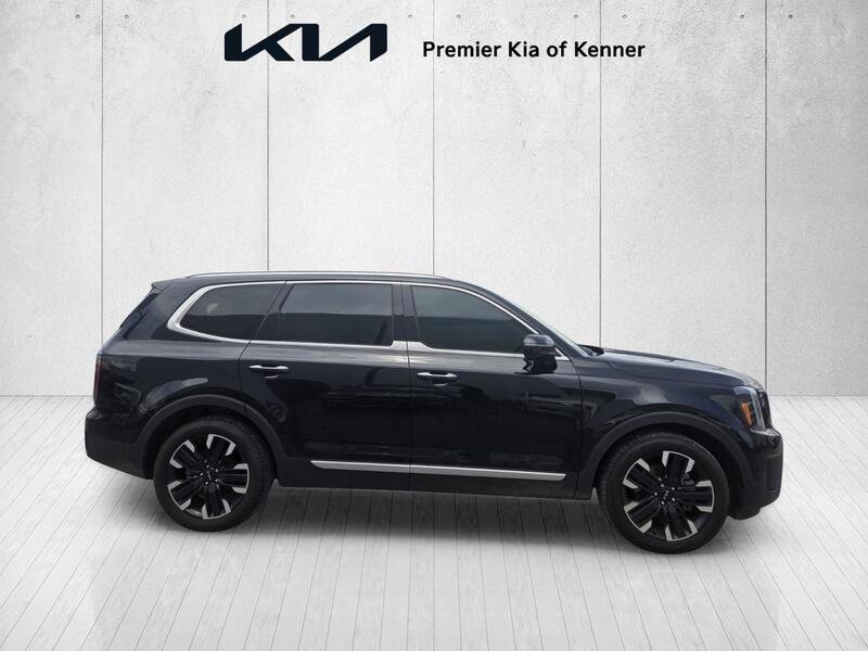 Used 2025 Black Kia SX image 5