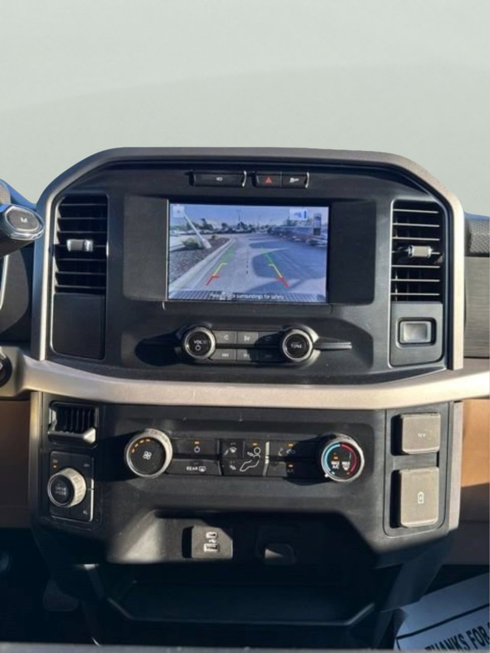 2023 Ford F-150 XLT - Photo 13