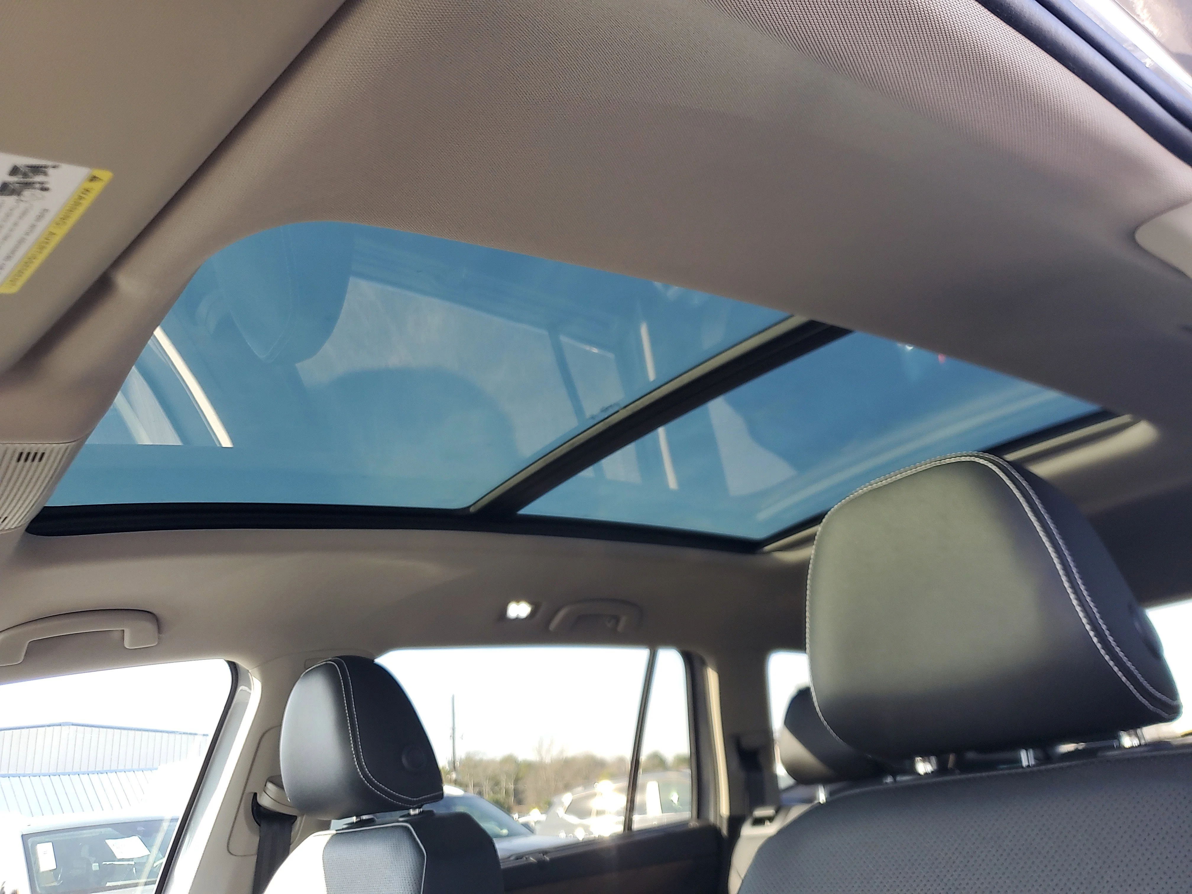 New 2026 Silver Volkswagen 2.0T SE w/Technology image 28
