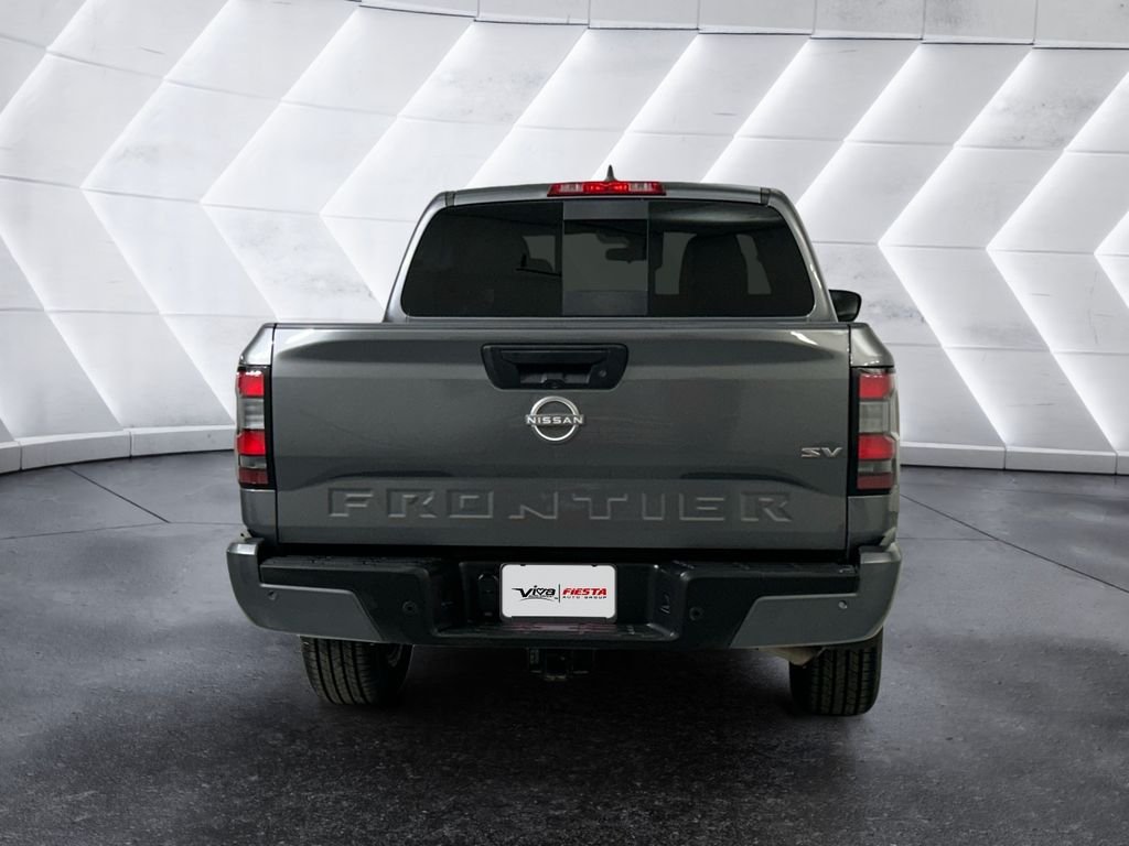 Used 2023 Gray Nissan SV image 5