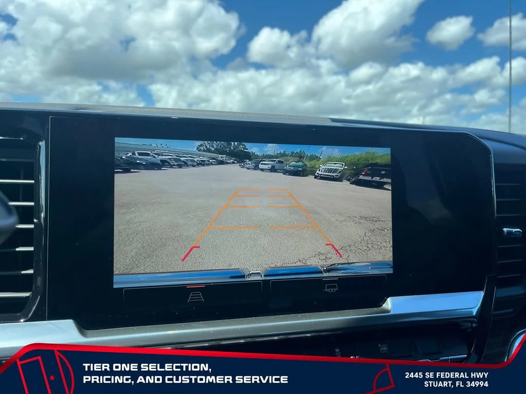 New 2026 Summit White GMC Elevation image 31