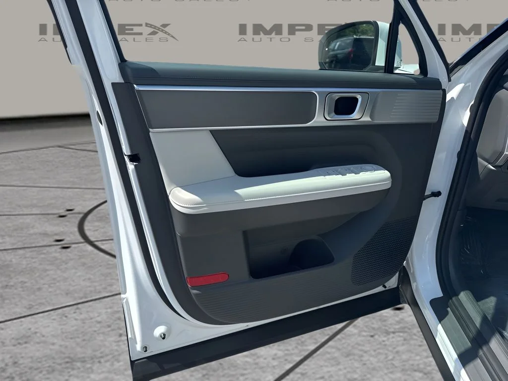 Used 2026 White Hyundai SEL image 24