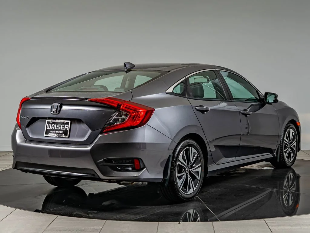 Used 2017 Gray Honda EX-L image 5