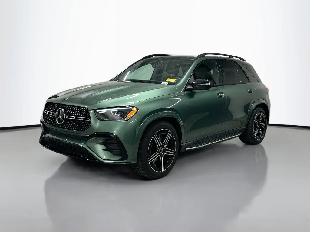 Certified Used 2026 MANUFAKTUR Ireland Mid Green Metallic Mercedes-Benz GLE 450 image 1