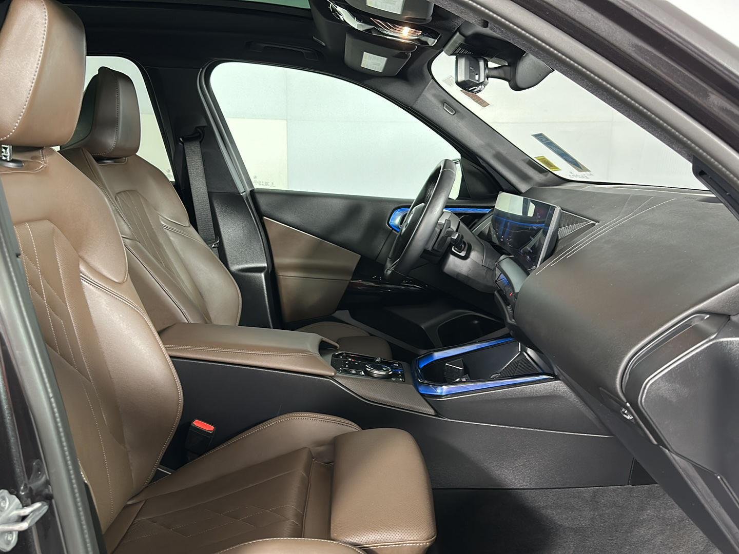 New 2026 Dark Graphite Metallic BMW 30 xDrive image 30