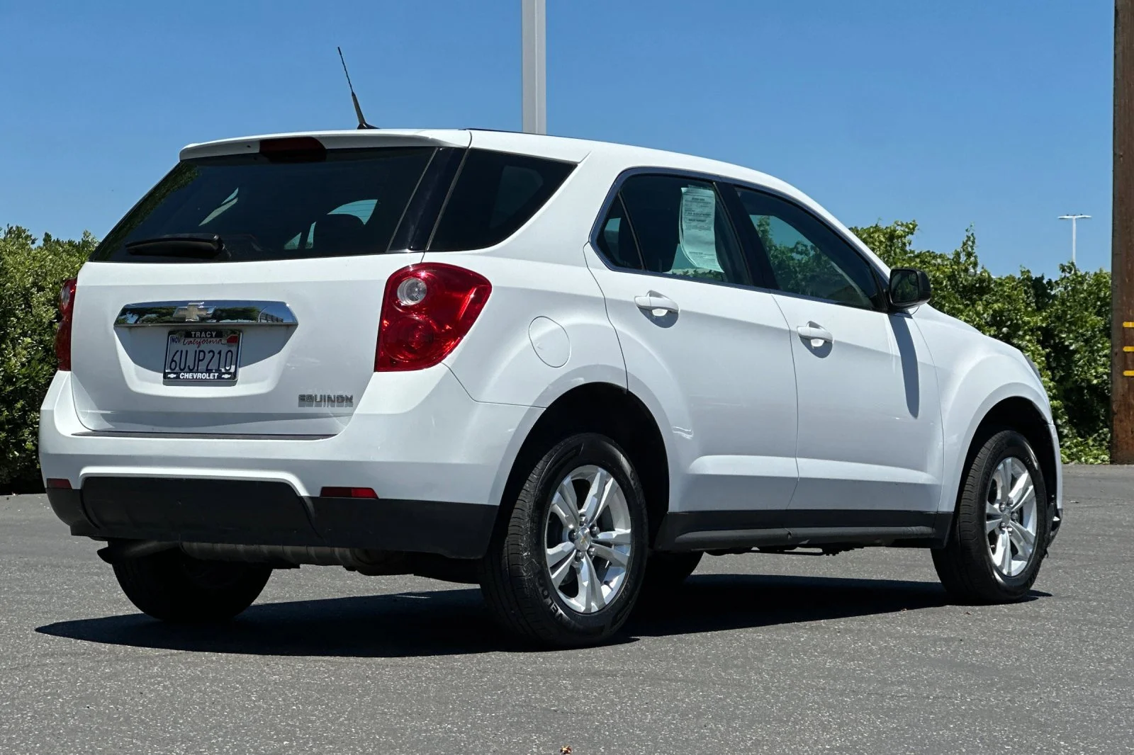 Used 2012 Summit White Chevrolet LS image 4