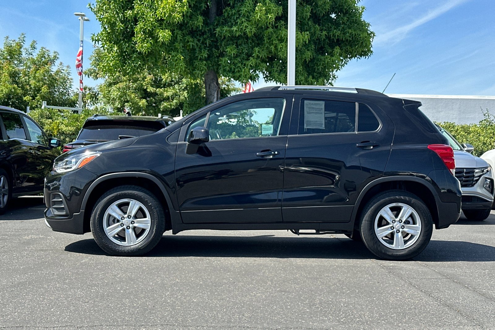 Used 2022 Mosaic Black Metallic Chevrolet LT image 7