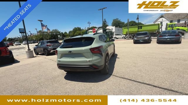 Certified Used 2024 Cacti Green Chevrolet 2RS image 7