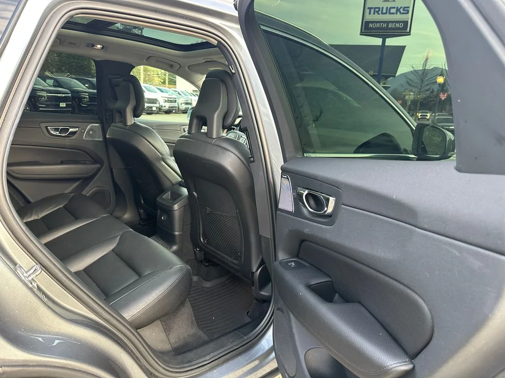 2019 Volvo XC60 Inscription - Photo 11