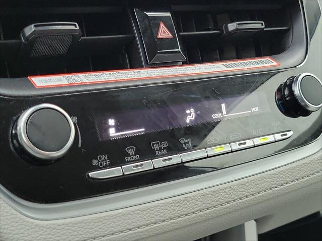 Certified Used 2025 SONIC SILVER Toyota  image 27