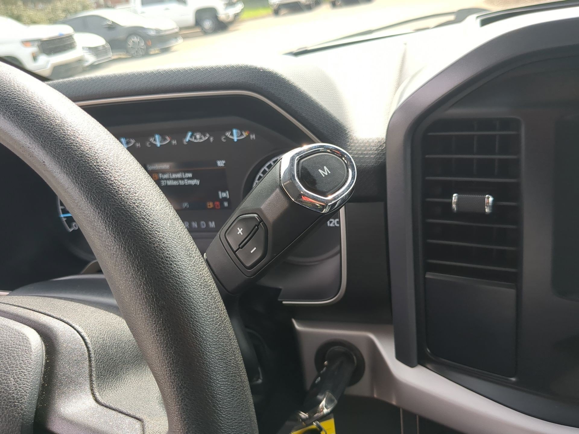 Used 2023 Iconic Silver Metallic Ford XLT image 19