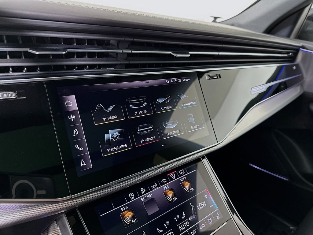 Used 2020 Glacier White Metallic Audi 4.0T Prestige image 17