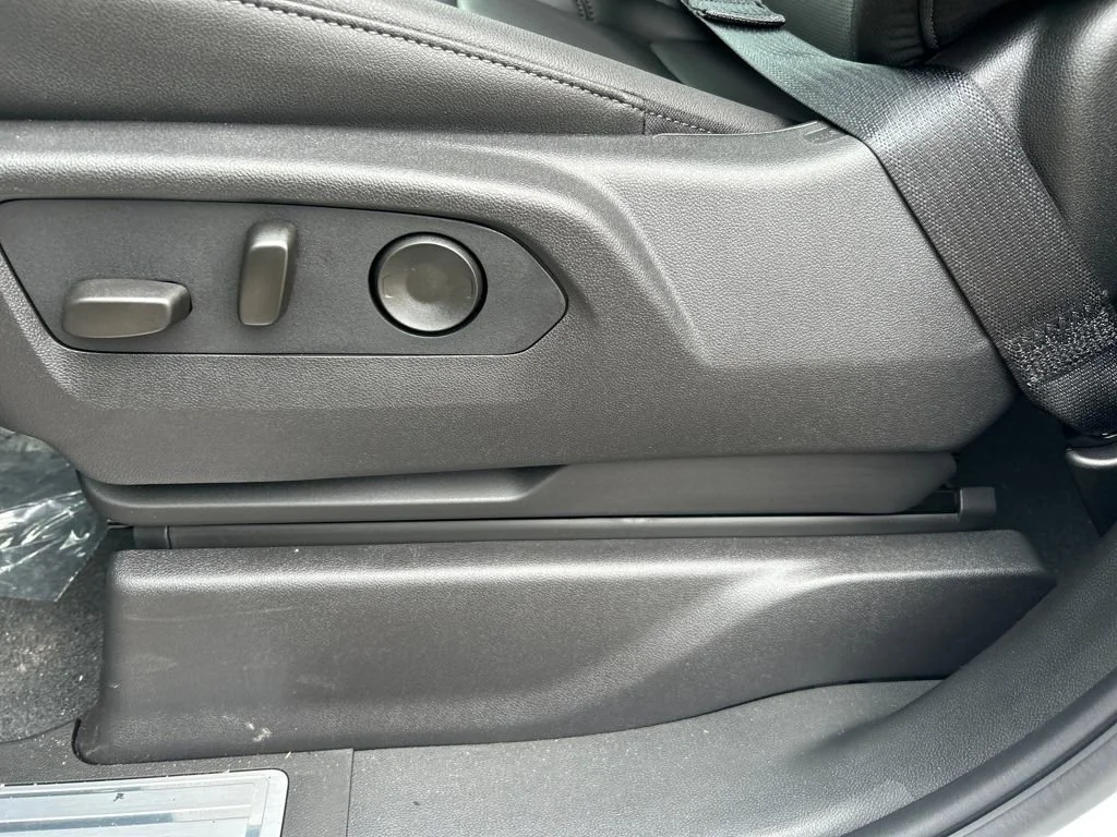 2026 GMC Sierra 2500HD SLT - Photo 13