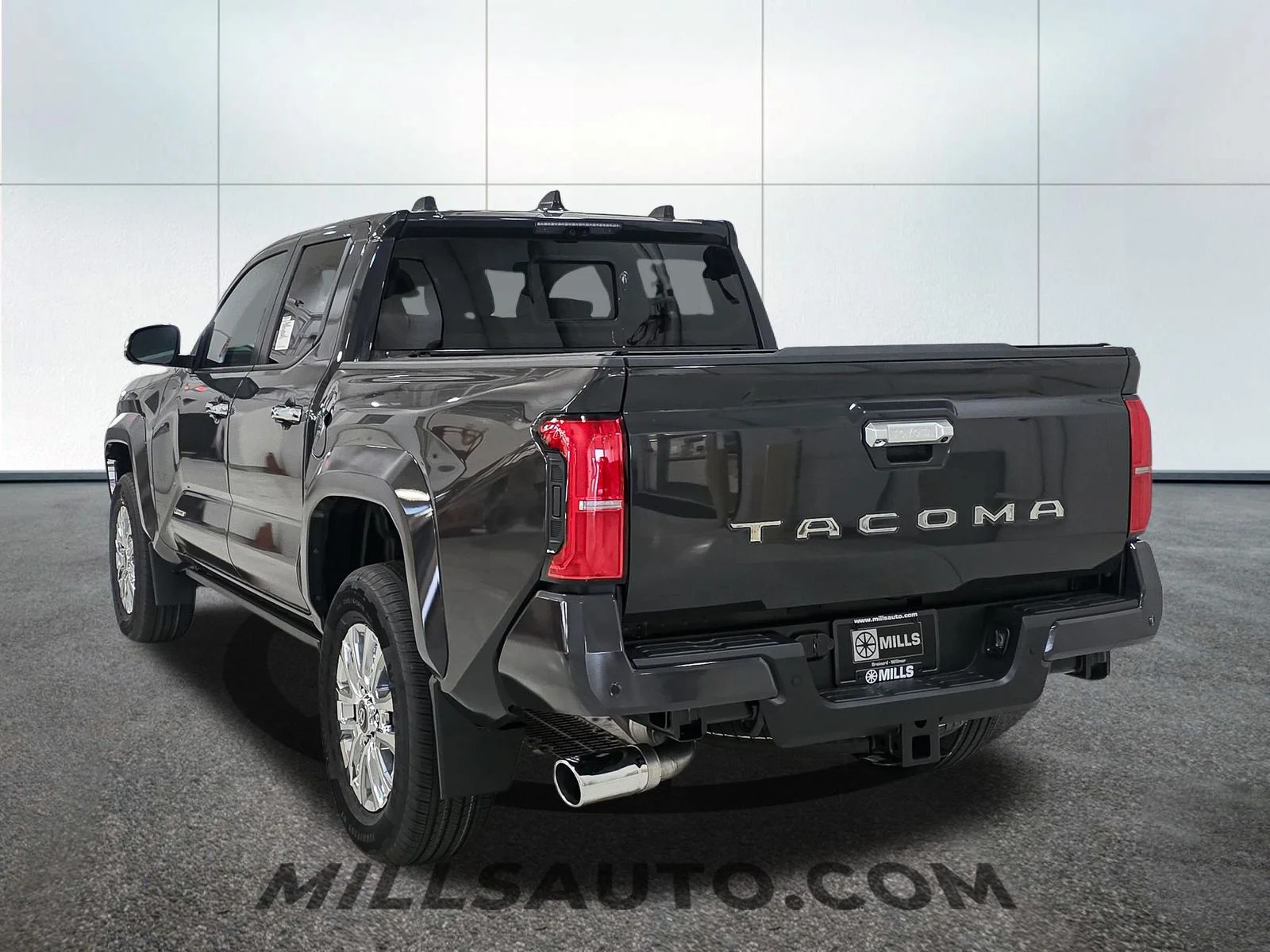 2026 Toyota Tacoma Limited - Photo 5