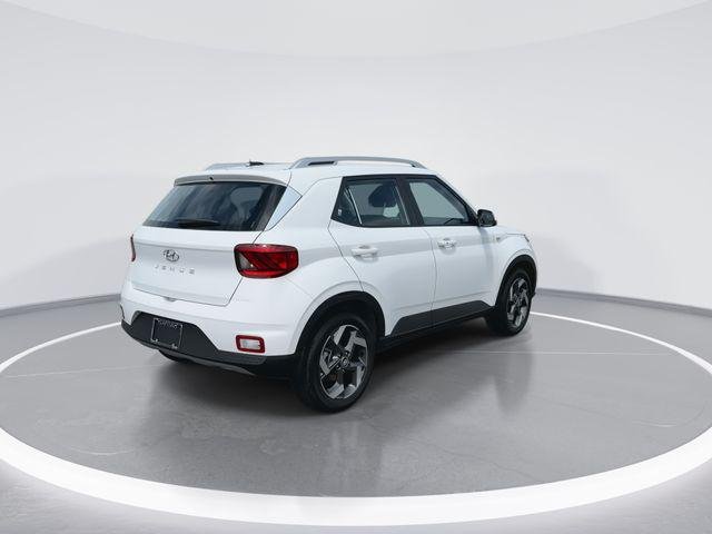 New 2026 White Hyundai SEL image 8