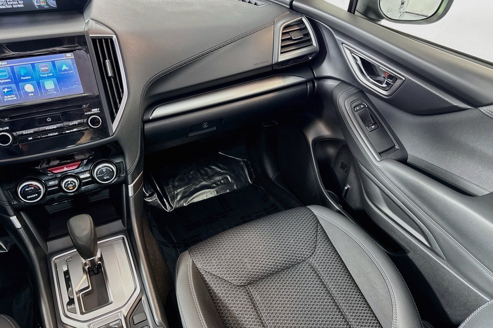 Used 2022 Ice Silver Metallic Subaru Premium image 22