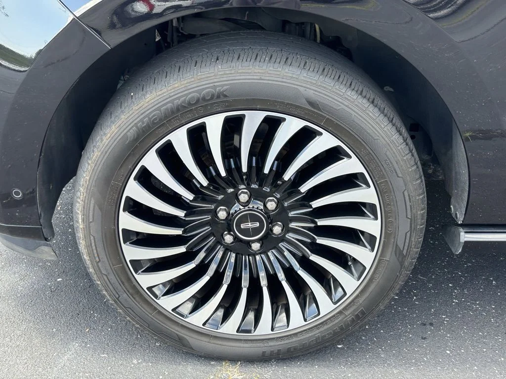 Used 2021 Black Lincoln Black Label image 10