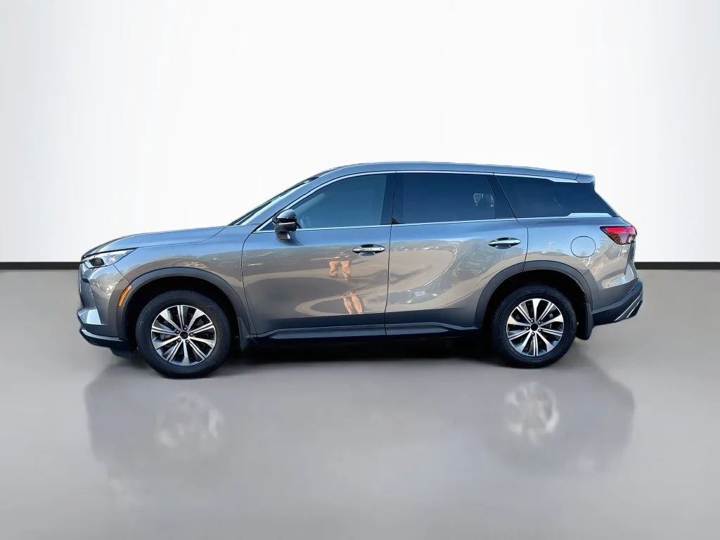Used 2024 Graphite Shadow INFINITI PURE image 4