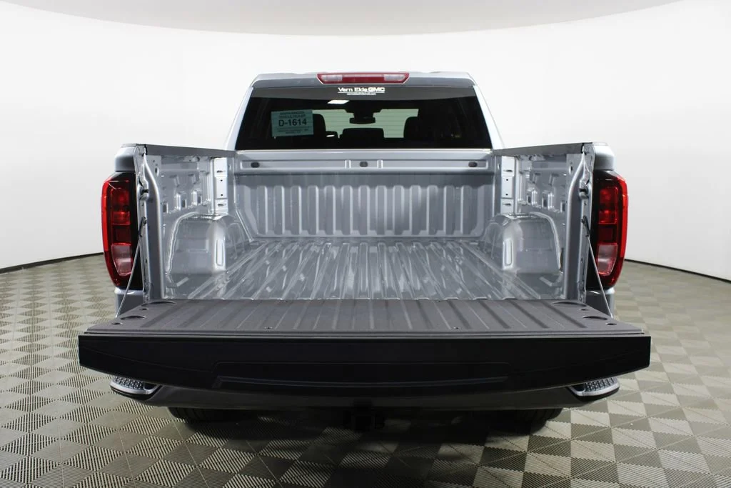 New 2026 Sterling Metallic GMC Elevation image 7