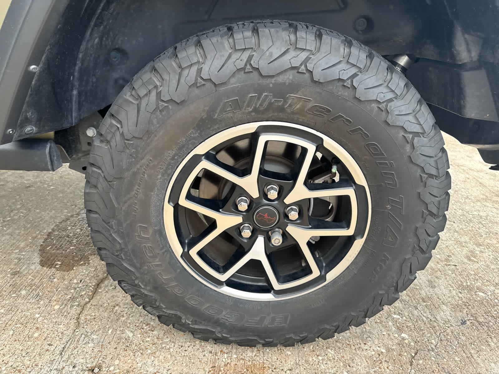 Used 2025 41 Jeep Rubicon image 13