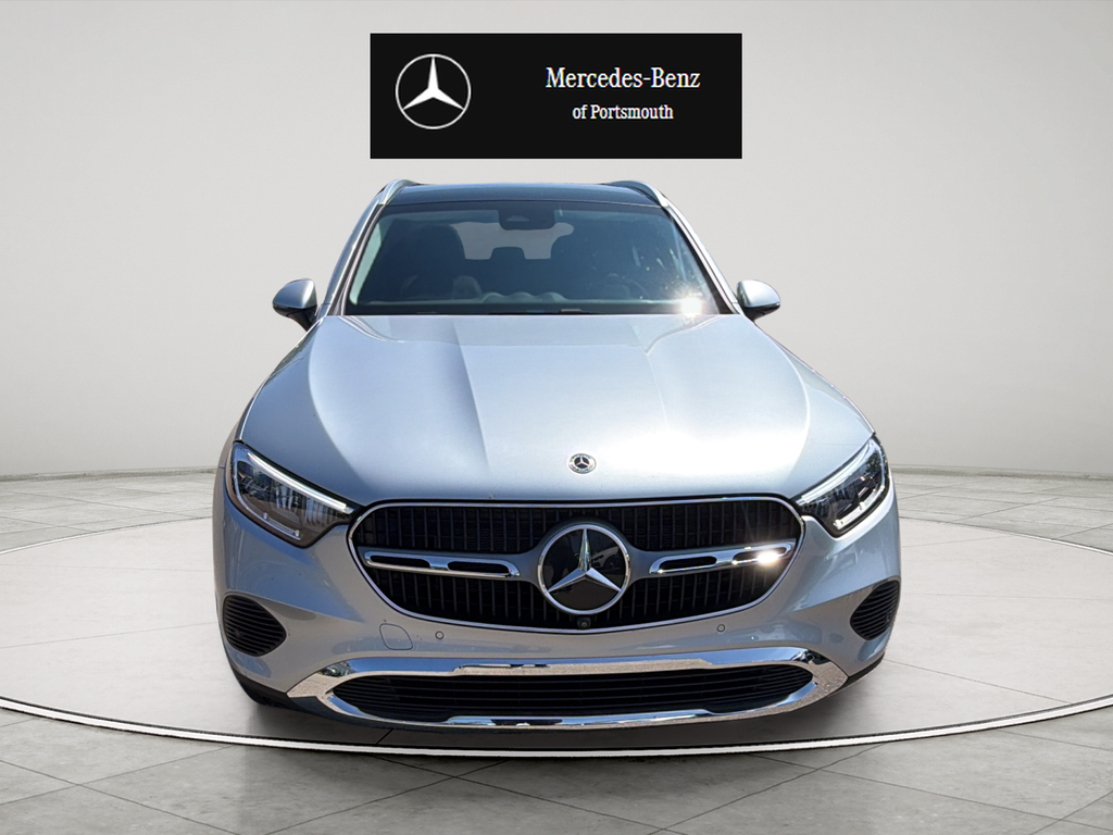 Used 2026 Silver Mercedes-Benz GLC 300 image 8