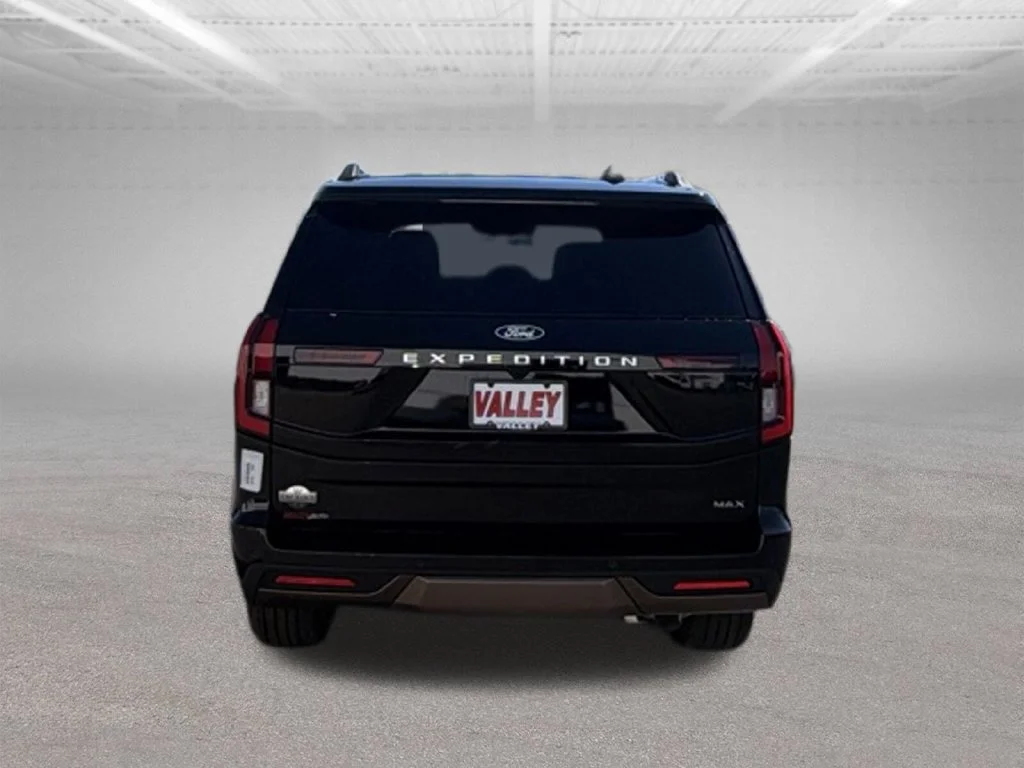 New 2027 Agate Black Metallic Ford MAX King Ranch® image 7
