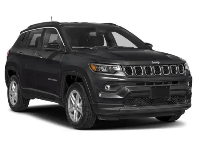 Used 2024 Red Hot Pearlcoat Jeep Limited image 6