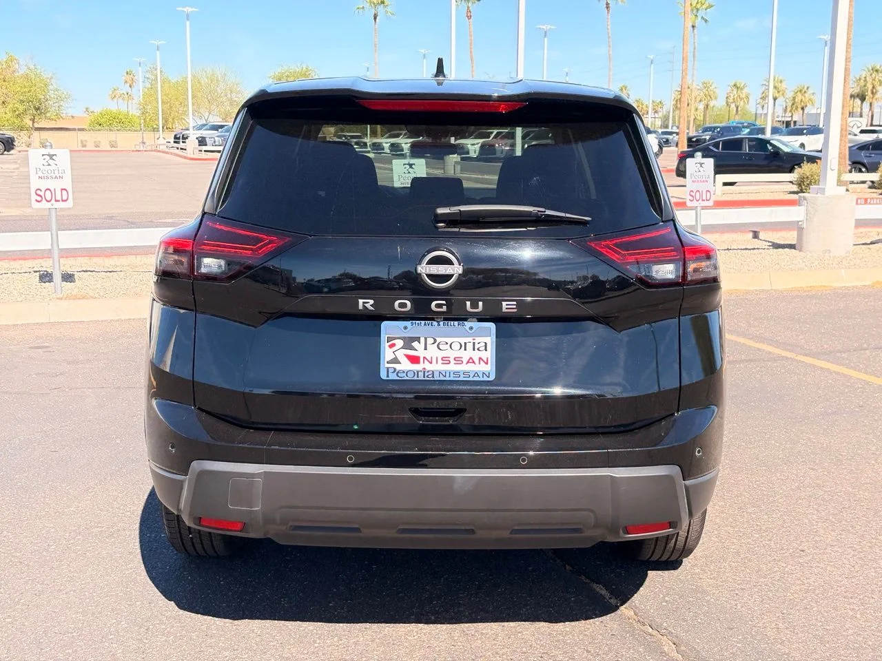 Used 2025 Super Black Nissan SV image 4