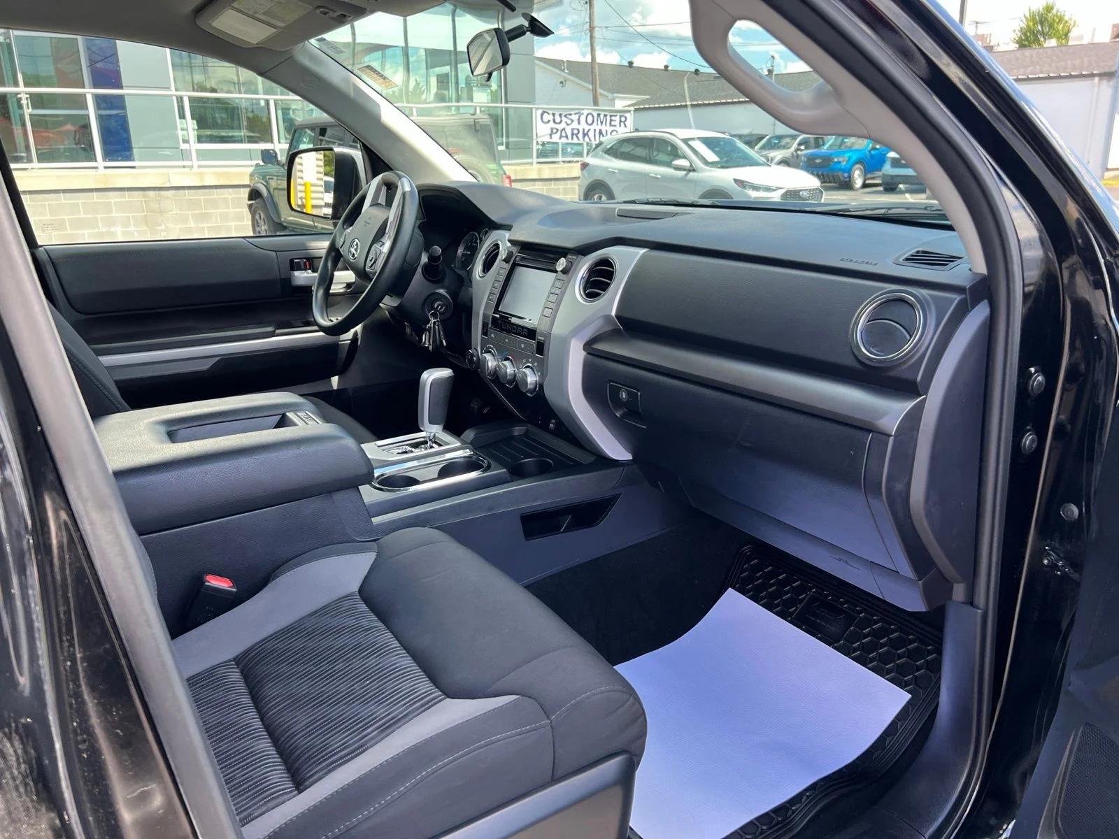 Used 2017 Black Toyota SR5 image 49