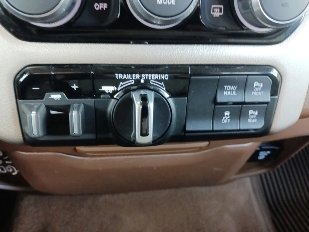 Used 2021 White Ram Laramie image 23