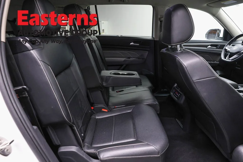 Used 2022 White Volkswagen 2.0T SE image 22