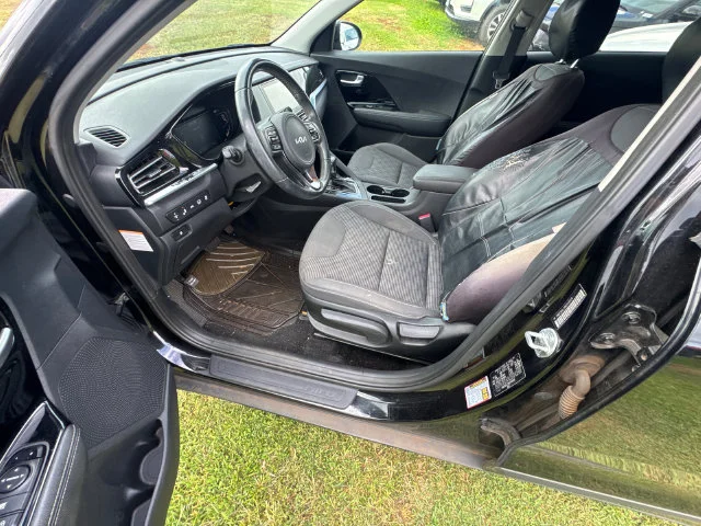 Certified Used 2022 Black Kia LXS image 9