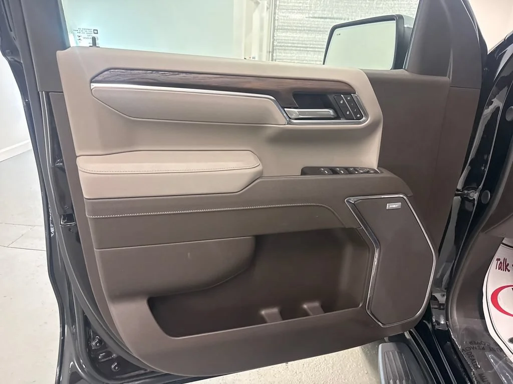 New 2026 Onyx Black GMC SLT image 12