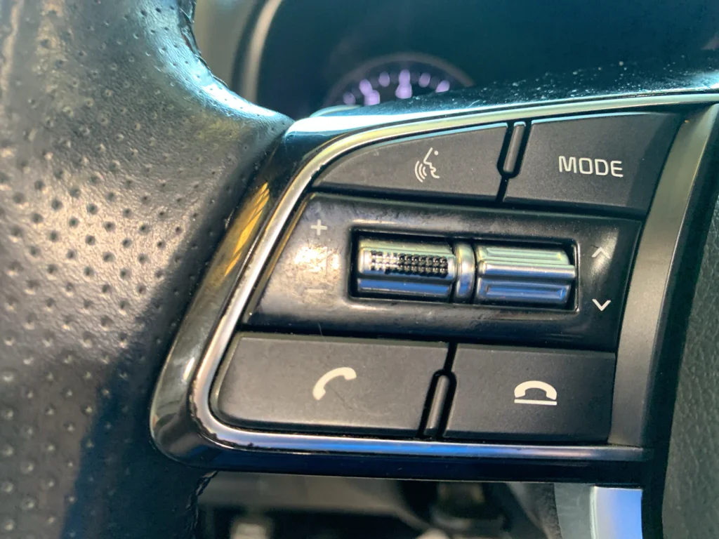 Used 2021  Kia S image 17
