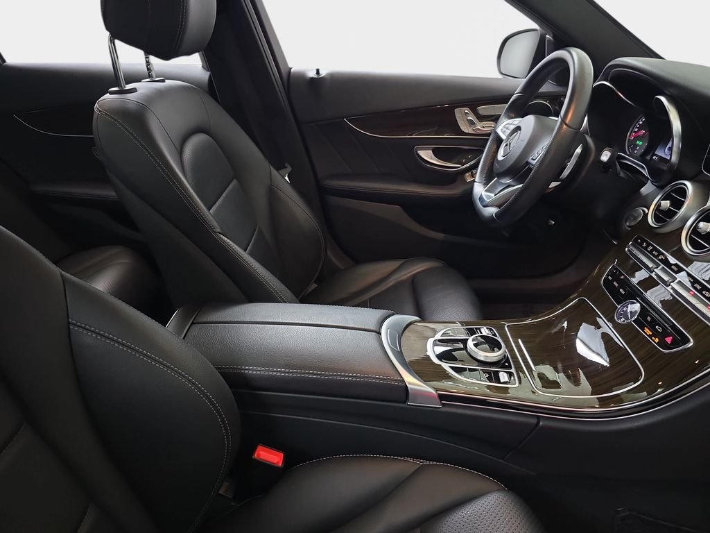Used 2018  Mercedes-Benz C 300 image 10