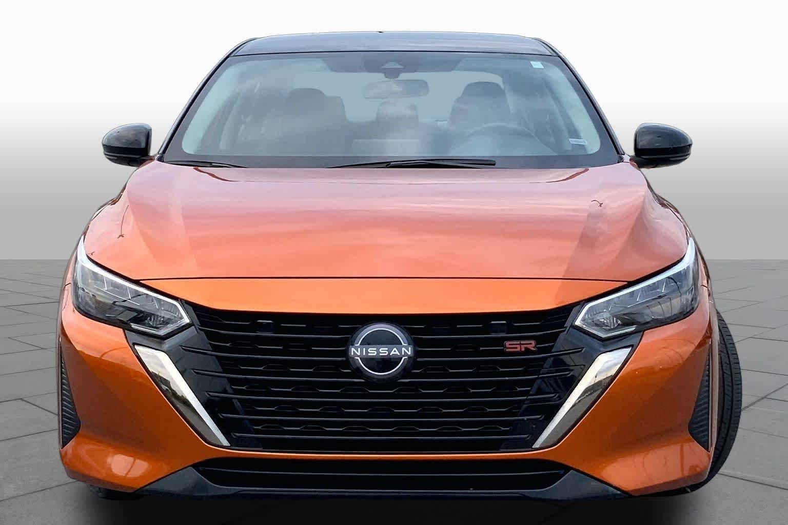Used 2025 Monarch Orange Metallic/Super Black Nissan SR image 4