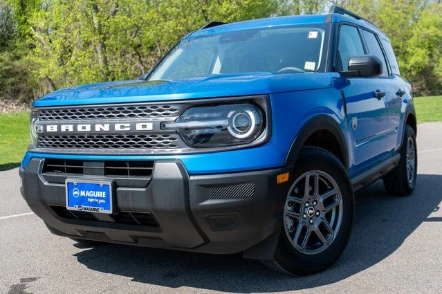 Used 2025 Blue Ford Big Bend image 1
