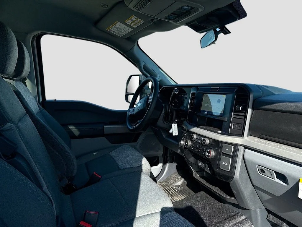 New 2026 Oxford White Ford F-350® XLT image 18