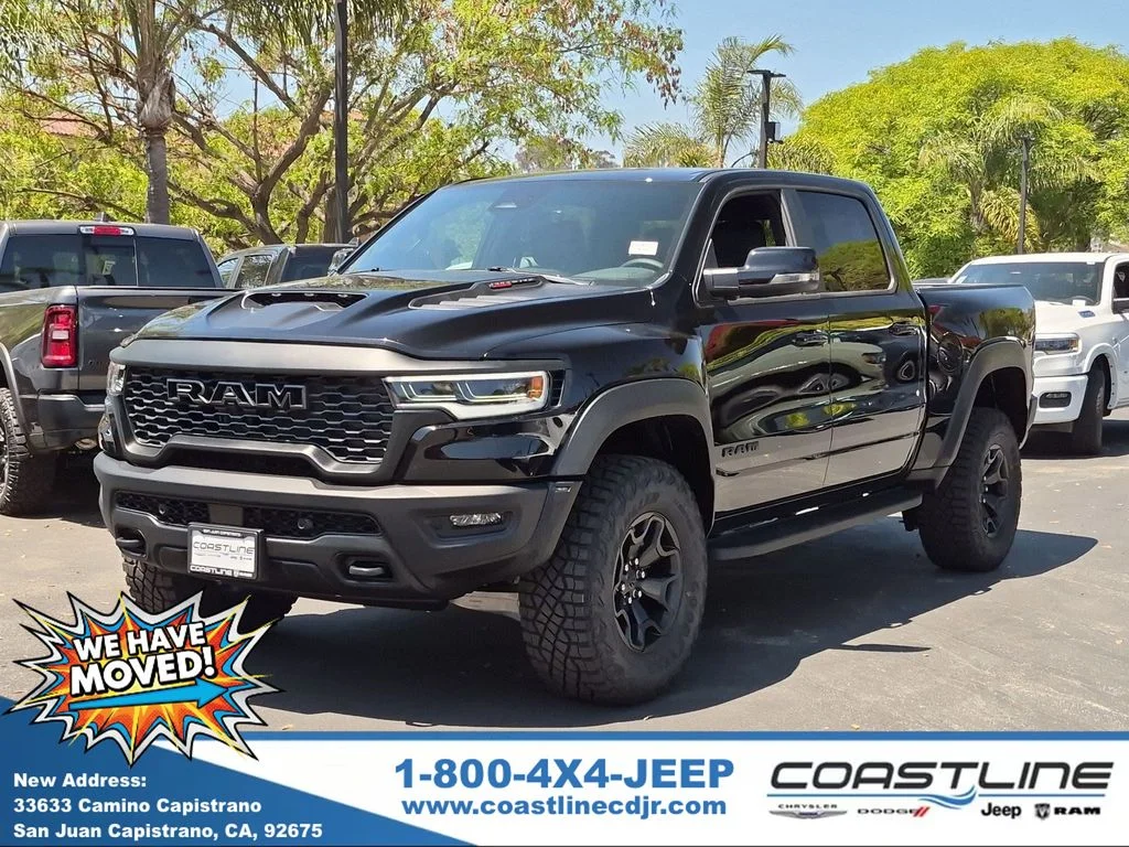 New 2026 Diamond Black Crystal Pearl-Coat Exterior Paint RAM RHO image 1