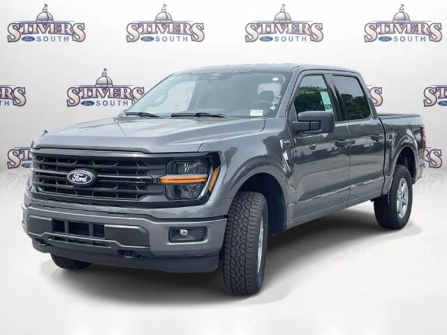 New 2026 Gray Ford XLT image 5