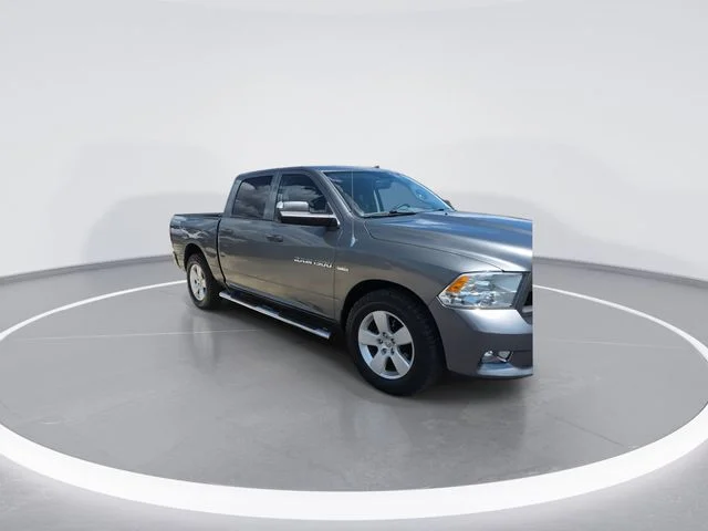 Used 2012 Gray Ram Express image 2